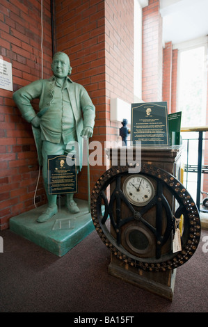 'Sir Richard Arkwright' figura in 'Masson Mills', 'Matlock bagno',Derbyshire, Inghilterra, "Gran Bretagna", "Regno Unito" Foto Stock