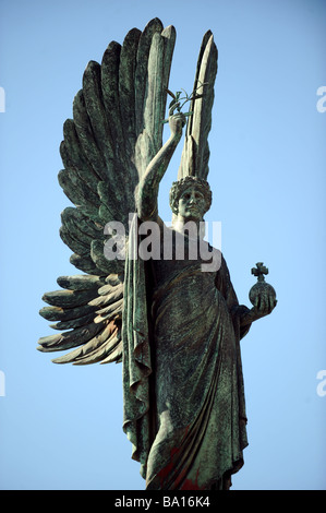 Monumento in memoria del re Edward VII altrimenti noto come la statua della Pace sul Brighton e Hove Regno Unito di confine Foto Stock