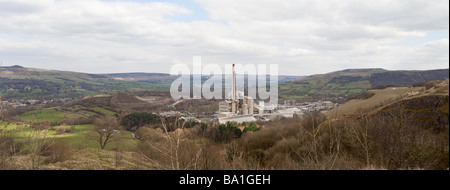 Bradwell opere in cemento incastonato nella bellissima valle di speranza Foto Stock