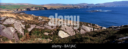 Una vista da Caherdaniel nel Il Derrynane National Park in Il Derrynane Bay sul Ring di Kerry Foto Stock