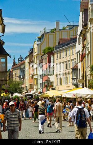 Street presso la storica città vecchia di Lindau Baviera Germania Straße in der historischen Altstadt von Lindau Bodensee Foto Stock