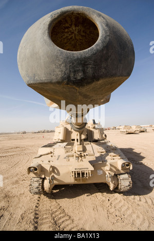 Baqubah, Iraq - M109 Paladin, un mezzo semovente a 155mm obice. Foto Stock