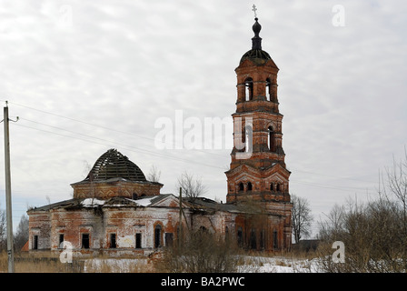 Distrutto durante il periodo sovietico paese russo Vladimir chiesa città regione Russia Foto Stock