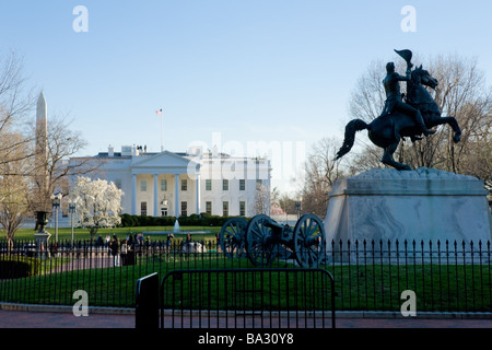 Lafayette cerchio fronti casa bianca a Washington DC Foto Stock