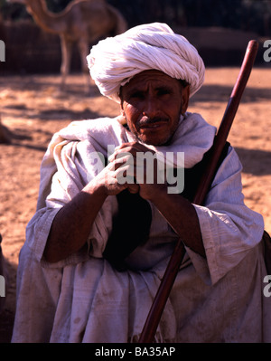 Commerciante di cammello, Daraw, vicino a Aswan, Egitto Foto Stock