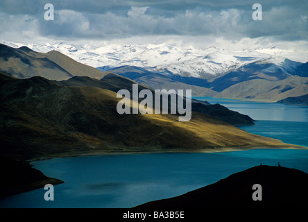 Il Tibet è sacro Yamdrok Tso (Lago Yamzho Yumco in tibetano) Foto Stock