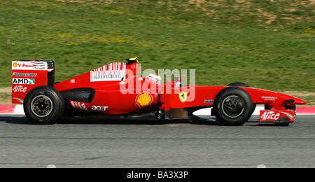 Kimi RAEIKKOENEN in Ferrari F60 durante un test di Formula Uno in sessioni di Marzo 2009 Foto Stock