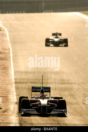 Timo Glock con la Toyota TF109 race car durante un test di Formula Uno in sessioni di Marzo 2009 Foto Stock