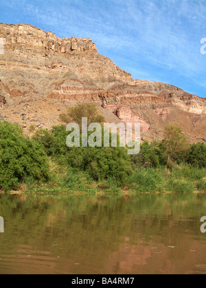 Scogliere dal fiume Orange, Sud Africa-Namibia confine Foto Stock