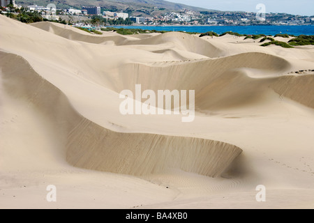 Una vista delle dune di sabbia vicino a Maspalomas Gran Canaria Foto Stock