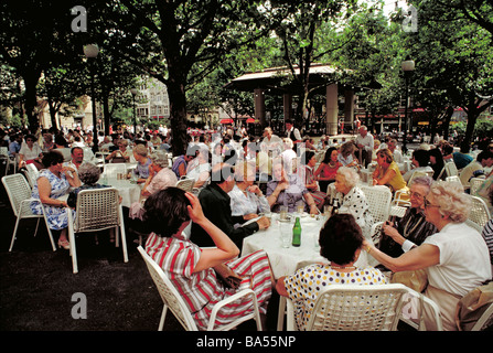 Elk124 1759 Lussemburgo Il Lussemburgo City Place d Armes caffè Foto Stock