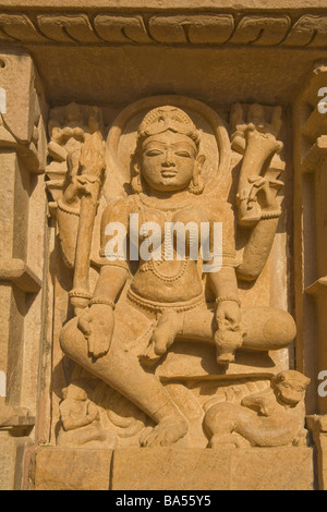 Carving Surasundari Kandariya Mahadev Temple Khajuraho Madhya Pradesh India del Nord Foto Stock