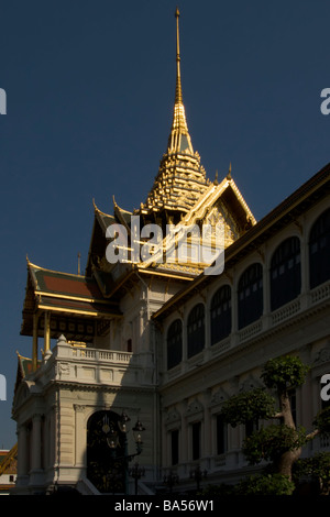 Chakri Mahaprasad Hall presso il Grand Palace a Bangkok in Tailandia Foto Stock