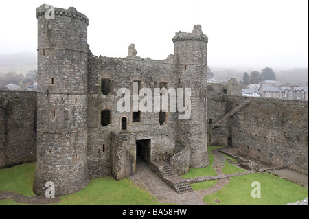 Galles - Harlech Castle tenere Foto Stock