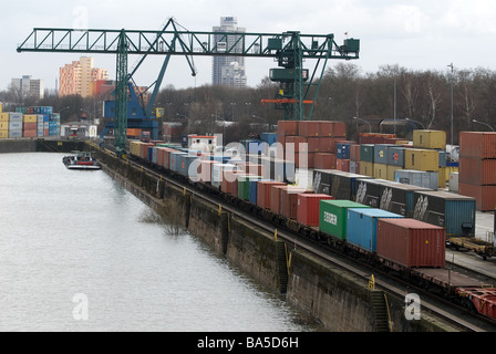 Neil 1, terminal merci ferroviario, Colonia, Germania. Foto Stock