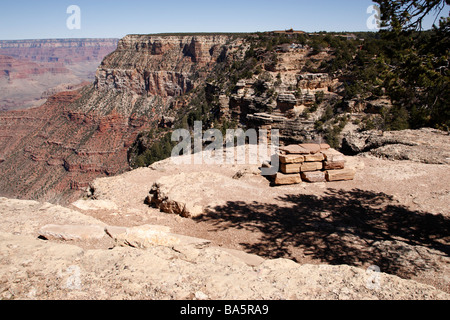 Altare di pietra nei pressi di Bright Angel Lodge South Rim Grand Canyon National Park arizona usa Foto Stock