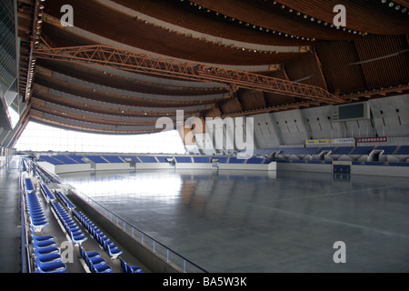 Skating Arena utilizzato nel 1998 Olimpiadi invernali di Nagano Central Honshu Giappone Foto Stock