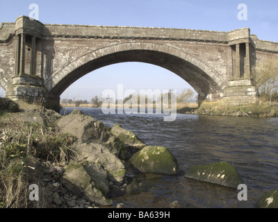 Ponte di Dun su Fiume South Esk Montrose Scozia Scotland Foto Stock