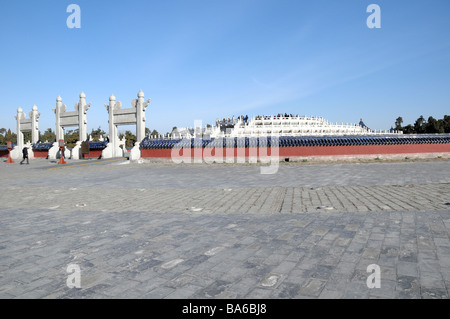 L'Altare Circolare (Yuan Qiu Yuanqiu) presso il Tempio del Paradiso (o altare del cielo), uno di Pechino più popolari attrazioni turistiche Foto Stock