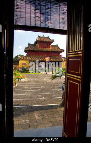 Il Tempio Mieu all'interno della cittadella imperiale di Hue Vietnam Foto Stock