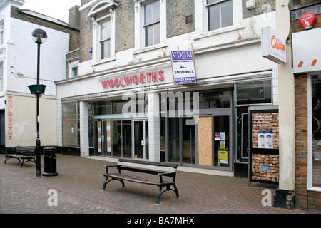 Chiuso Woolworths Store in Deal Kent REGNO UNITO Foto Stock