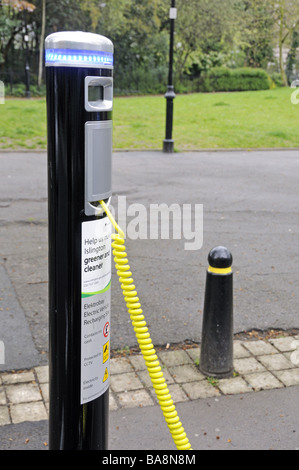 Elektrobay Veicolo elettrico Sito di ricarica con cavo per auto di campi di Highbury Islington Londra Inghilterra REGNO UNITO Foto Stock