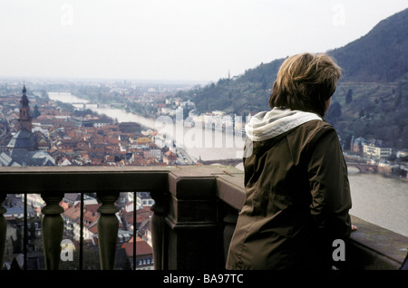 Vista da Heidelberg i giardini del castello di Heidelberg Germania Marzo 2009 Foto Stock