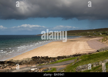 Grande la sabbia sulla costa Melvaig Melvaig Wester Ross Highlands della Scozia Foto Stock