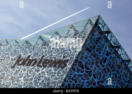 Il nuovo incredibile architettura moderna del vetro frontale John Lewis Store a Leicester di Highcross Shopping Centre. Foto Stock