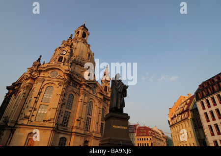 Chiesa Frauenkirche, Martin Lutero statua, Dresda, Germania Foto Stock