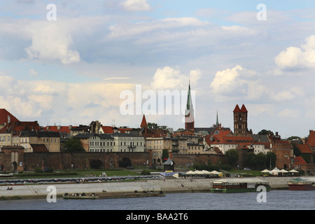 Torun Città Vecchia affacciato sul fiume Vistola Foto Stock