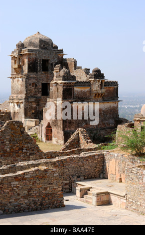 Le rovine di Rana Kumbha s Palace di Chittaurgarh Fort Rajasthan in India Foto Stock