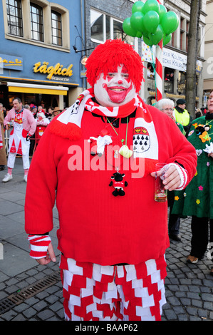 Clown festeggia il carnevale a Colonia, Germania Foto Stock