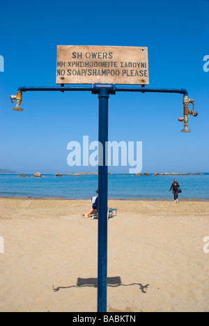 Segno a Nea Hora spiaggia nella città di Hania Creta Grecia Europa Foto Stock