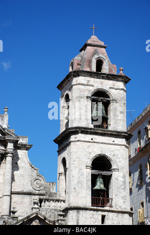 Campanile di San Cristobal cattedrale in Havana, Cuba Foto Stock