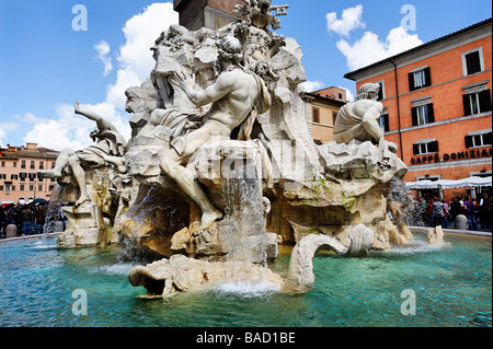 Dettaglio sulla Fontana del Quattro Flumi in Piazza Navona, Roma Foto Stock