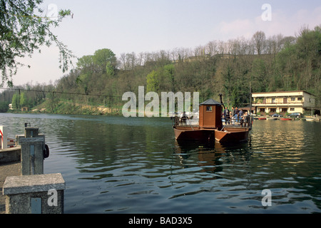 Il traghetto di Leonardo a Imbersago in provincia di Lecco Italia Foto Stock