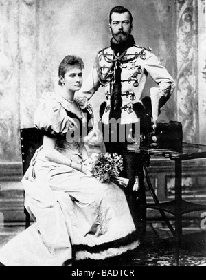 Foto di impegno del futuro Tsar Nicholas II e Alice Contessa di Hesse nel 1893 Foto Stock