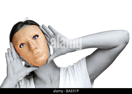Donna che indossa una maschera viso corpo in bianco e nero con maschera a colori isolati su sfondo bianco Foto Stock