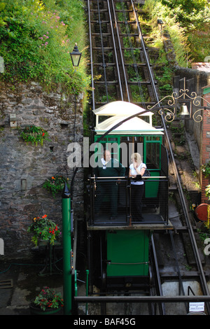 Lynton per acqua Lynmouth powered cliff railway Foto Stock