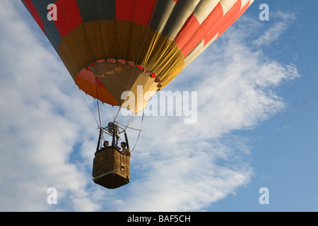 In mongolfiera ad aria calda sorgere all alba, Parramatta, Sydney, Nuovo Galles del Sud, Australia Foto Stock