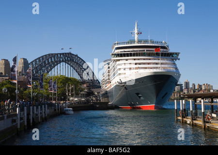 La regina Victoria nave da crociera al Terminal Passeggeri Oltreoceano, Circular Quay, Sydney, Nuovo Galles del Sud, Australia Foto Stock