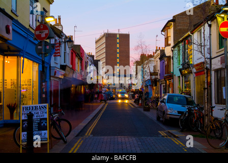 Brighton e Hove Scene di strada di notte Foto Stock