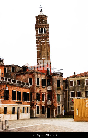 La torre della chiesa di Santo Stefano Chiesa Venezia Italia Foto Stock