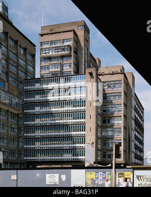 Alexander Fleming House, Londra, Regno Unito, Erno Goldfinger, Alexander Fleming house massing di blocchi. Foto Stock
