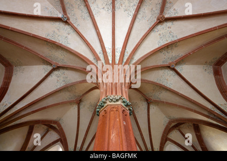 Kloster Eberbach offrono, Zisterzienserkloster, Kapitelsaal, Blick in das Gewölbe Foto Stock