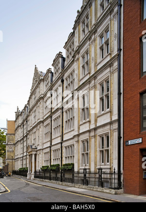 Corte centrale, Londra, Regno Unito, Sir John Taylor, corte centrale vista esterna. Foto Stock