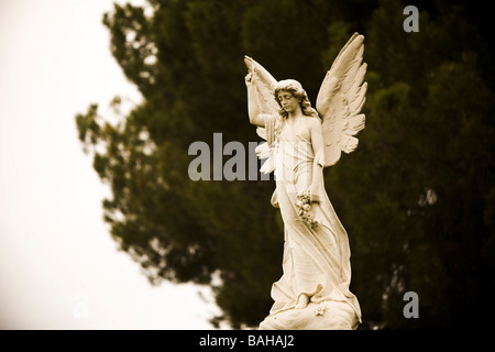 Angelo statua Angelus Rosedale cimitero di Los Angeles in California negli Stati Uniti d'America Foto Stock