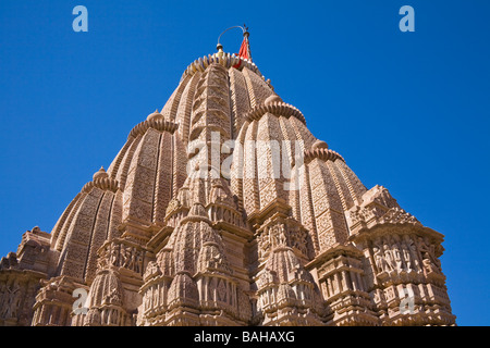 Un sikhara torre in cima di Sachiya Mata Temple, Osian, vicino a Jodhpur, Rajasthan, India Foto Stock