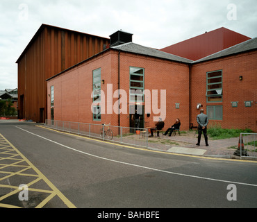 Rsc Courtyard Theatre, Stratford Upon Avon, Regno Unito, Ian Ritchie Architects, Rsc Courtyard Theatre esterno - posteriore - Foto Stock